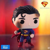 Funko Pop Superman 588 Battle Damaged Funko Shop Exclusivo mini
